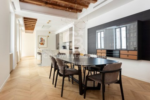 3 bedrooms apartment for rent in Barcelona, Catalonia, Spain № 6116 - photo 8