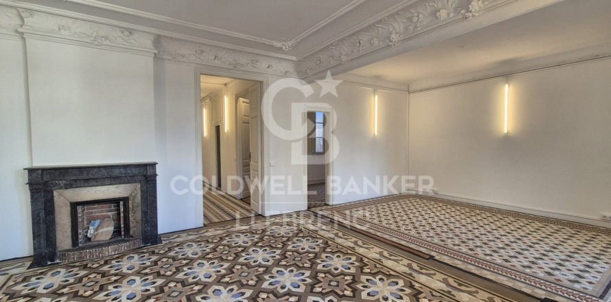 Estudio en alquiler en Barcelona, Cataluña, Spain № 6115