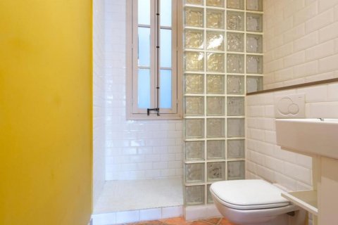 Купить коммерческую недвижимость в Барселона, Испания 735м², № 6181 - фото 20