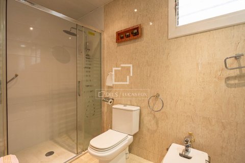 4 bedrooms apartment for rent in Barcelona, Catalonia, Spain № 7238 - photo 12