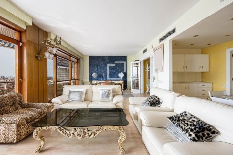 4 bedrooms apartment for rent in Barcelona, Catalonia, Spain № 7238 - photo 30