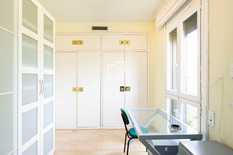 4 bedrooms apartment for rent in Barcelona, Catalonia, Spain № 7238 - photo 4