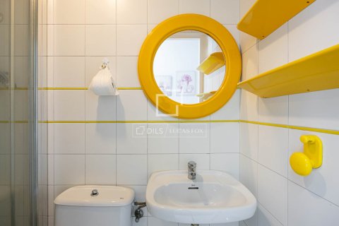4 bedrooms apartment for rent in Barcelona, Catalonia, Spain № 7238 - photo 7