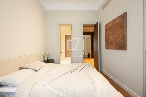3 bedrooms apartment for rent in Barcelona, Catalonia, Spain № 7243 - photo 29
