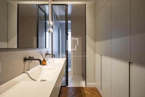3 bedrooms apartment for rent in Barcelona, Catalonia, Spain № 7243 - photo 7