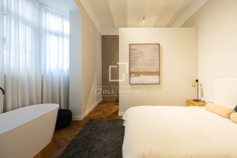 3 bedrooms apartment for rent in Barcelona, Catalonia, Spain № 7243 - photo 11