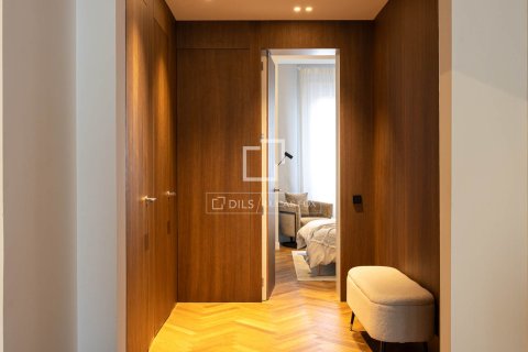 3 bedrooms apartment for rent in Barcelona, Catalonia, Spain № 7243 - photo 6