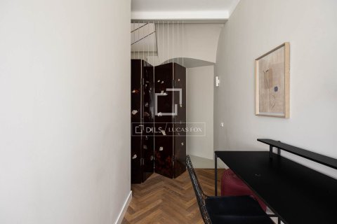 3 bedrooms apartment for rent in Barcelona, Catalonia, Spain № 7243 - photo 25