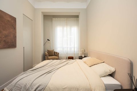 3 bedrooms apartment for rent in Barcelona, Catalonia, Spain № 7243 - photo 2