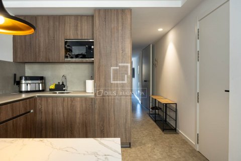 Купить квартиру в Барселона, Испания с 2 спальни, 95м², № 8516 - фото 12