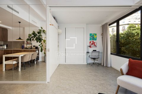 Купить квартиру в Барселона, Испания с 2 спальни, 95м², № 8516 - фото 4