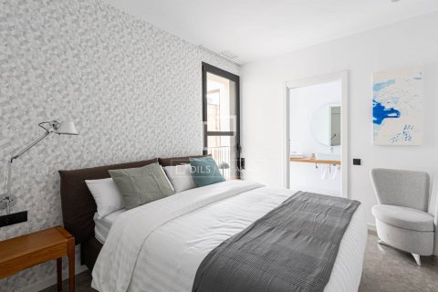 Apartamento de 2 dormitorios en venta en Barcelona, Cataluña, Spain № 8524 - foto 18