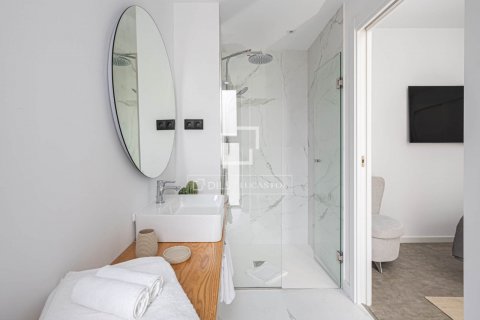 Apartamento de 2 dormitorios en venta en Barcelona, Cataluña, Spain № 8524 - foto 22