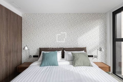 Apartamento de 2 dormitorios en venta en Barcelona, Cataluña, Spain № 8531 - foto 10