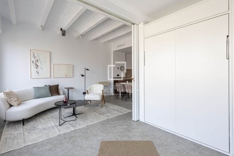 Apartamento de 2 dormitorios en venta en Barcelona, Cataluña, Spain № 8531 - foto 17