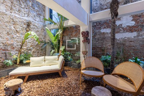 Apartamento de 2 dormitorios en venta en Barcelona, Cataluña, Spain № 8531 - foto 25