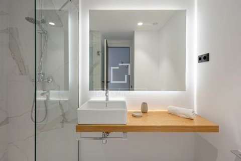 Apartamento de 2 dormitorios en venta en Barcelona, Cataluña, Spain № 8531 - foto 13
