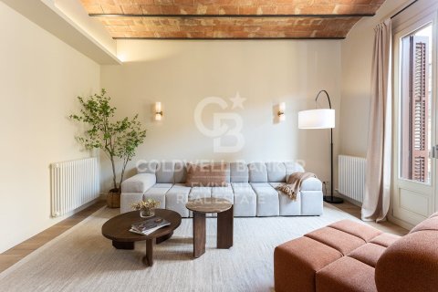 Apartamento de 4 dormitorios en venta en Barcelona, Cataluña, Spain № 7984 - foto 22