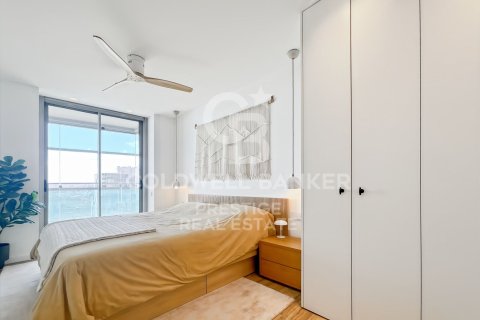 Apartamento de 2 dormitorios en venta en Barcelona, Cataluña, Spain № 7982 - foto 20