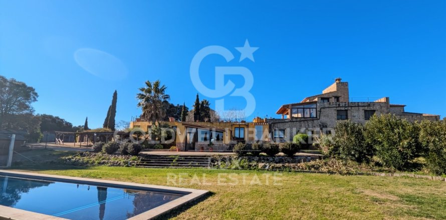 Сasa de 15 dormitorios en venta en Llers, Gerona, Cataluña, Spain № 5390