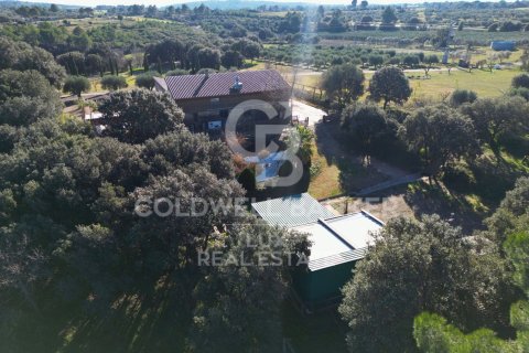 Сasa de 15 dormitorios en venta en Llers, Gerona, Cataluña, Spain № 5390 - foto 22