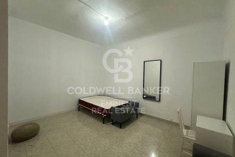 Apartamento de 6 dormitorios en venta en Barcelona, Cataluña, Spain № 5387 - foto 4