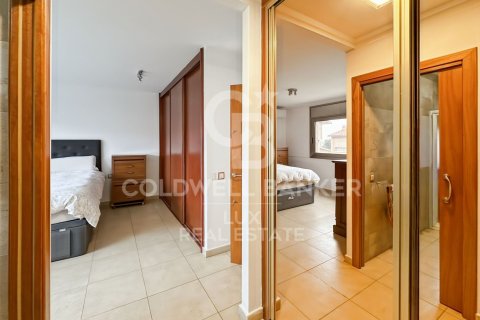 Сasa de 4 dormitorios en venta en Vic, Barcelona, Cataluña, Spain № 5391 - foto 8
