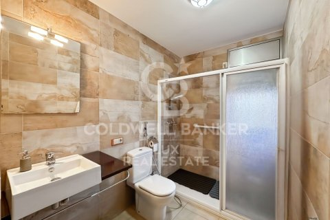 Сasa de 4 dormitorios en venta en Vic, Barcelona, Cataluña, Spain № 5391 - foto 9