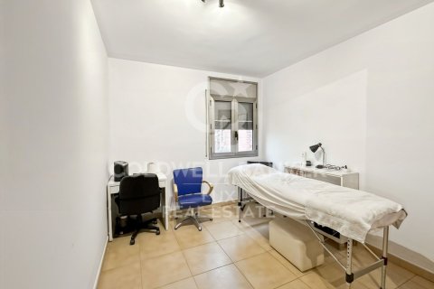 Сasa de 4 dormitorios en venta en Vic, Barcelona, Cataluña, Spain № 5391 - foto 12