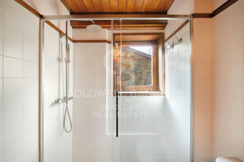 Dúplex de 3 dormitorios en venta en Gerona, Cataluña, Spain № 5389 - foto 21