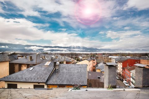 Сasa de 4 dormitorios en venta en Gerona, Cataluña, Spain № 5388 - foto 13