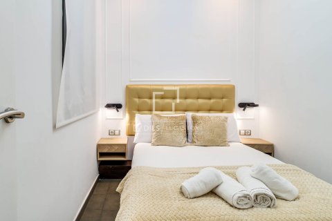 Apartamento de 2 dormitorios en venta en Barcelona, Cataluña, Spain № 6258 - foto 23