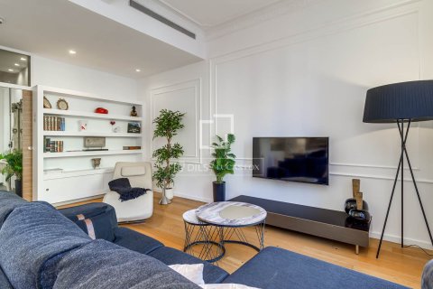 Apartamento de 2 dormitorios en venta en Barcelona, Cataluña, Spain № 6258 - foto 11