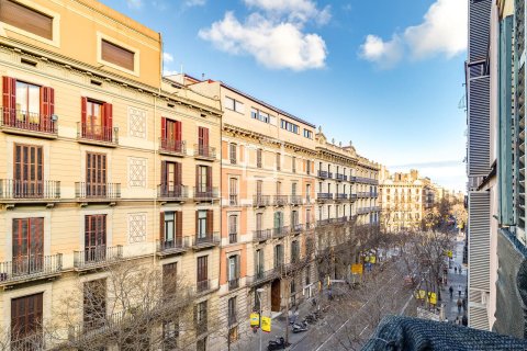 Apartamento de 2 dormitorios en venta en Barcelona, Cataluña, Spain № 6258 - foto 16