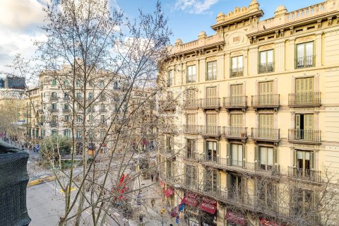Apartamento de 2 dormitorios en venta en Barcelona, Cataluña, Spain № 6258 - foto 15