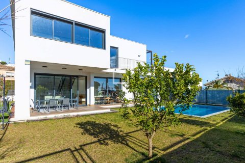 Villa de 6 dormitorios en venta en Premia De Dalt, Barcelona, Cataluña, Spain № 6259 - foto 5