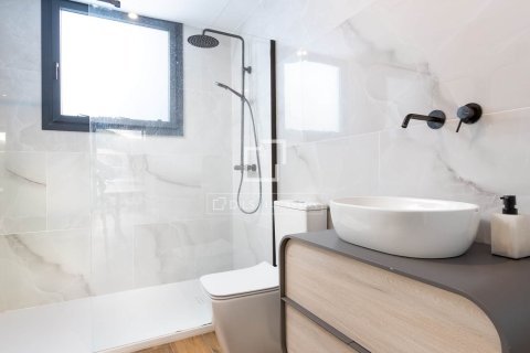 Villa de 6 dormitorios en venta en Premia De Dalt, Barcelona, Cataluña, Spain № 6259 - foto 27