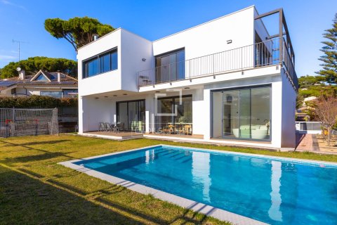 Villa de 6 dormitorios en venta en Premia De Dalt, Barcelona, Cataluña, Spain № 6259