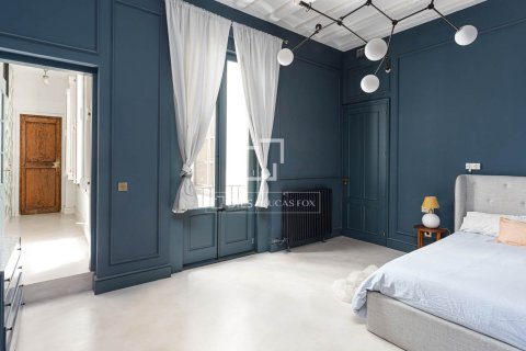 Apartamento de 3 dormitorios en venta en Barcelona, Cataluña, Spain № 6256 - foto 26