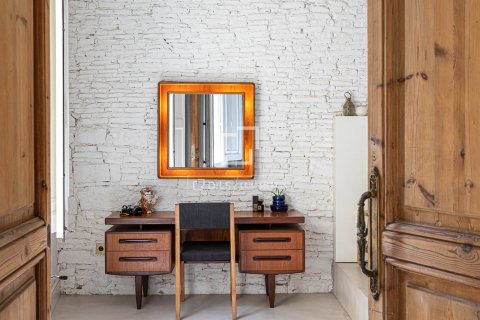 Apartamento de 3 dormitorios en venta en Barcelona, Cataluña, Spain № 6256 - foto 13