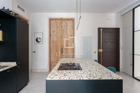 Apartamento de 3 dormitorios en venta en Barcelona, Cataluña, Spain № 6256 - foto 7
