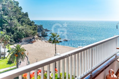 Apartamento de 2 dormitorios en venta en Lloret de Mar, Gerona, Cataluña, Spain № 7927 - foto 24