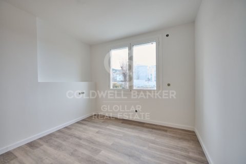 Купить квартиру в Каталония, Испания с 3 спальни, 80м², № 7928 - фото 3