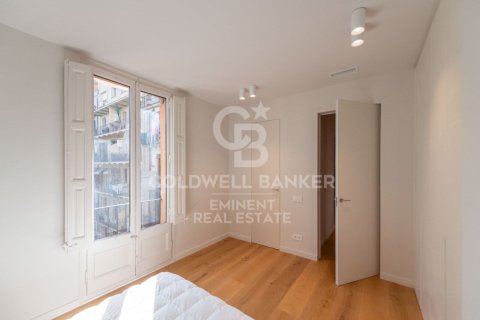 4 bedrooms apartment for sale in Barcelona, Catalonia, Spain № 7923 - photo 16