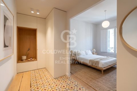 4 bedrooms apartment for sale in Barcelona, Catalonia, Spain № 7923 - photo 13