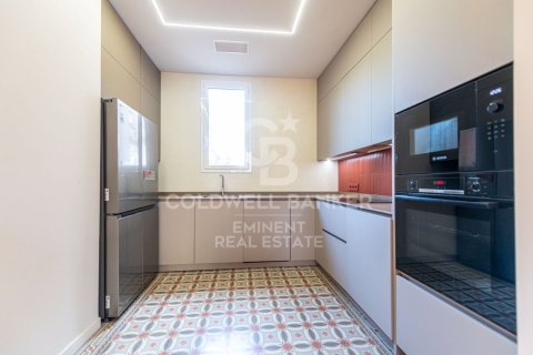 4 bedrooms apartment for sale in Barcelona, Catalonia, Spain № 7923 - photo 25