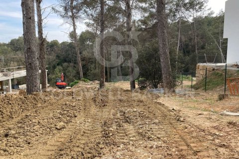 1314 sq.m. land plot for sale in Cerdanyola Del Valles, Barcelona, Catalonia, Spain № 7972 - photo 2