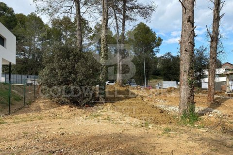 Parcela de 1314 m² en venta en Cerdanyola del Vallès, Barcelona, Cataluña, Spain № 7972