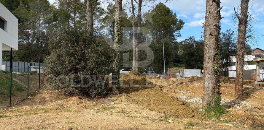 1314 sq.m. land plot for sale in Cerdanyola Del Valles, Barcelona, Catalonia, Spain № 7972