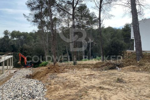 1314 sq.m. land plot for sale in Cerdanyola Del Valles, Barcelona, Catalonia, Spain № 7972 - photo 4
